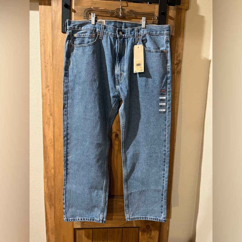 Men’s 505 regular Levi jeans new with tags. Size 40 X 29.